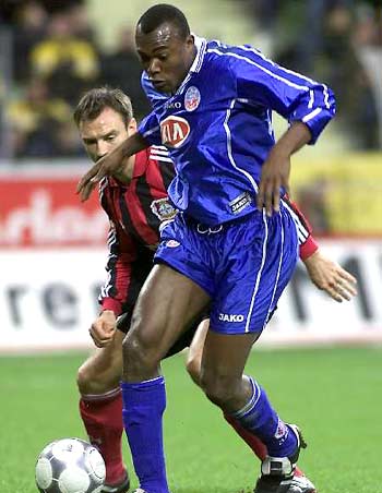 次展现了他 次展现了他