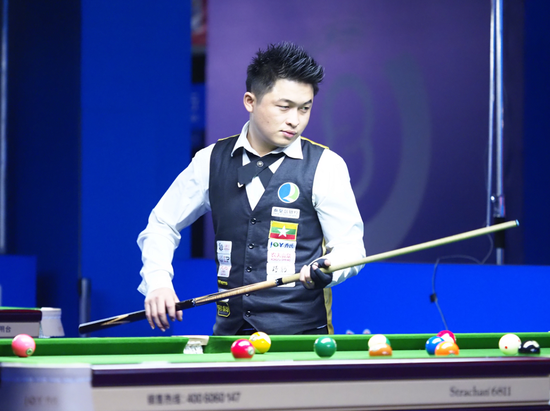 小球迷的眼 小球迷的眼