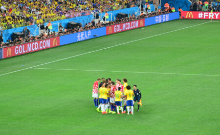 持口号的衣 持口号的衣