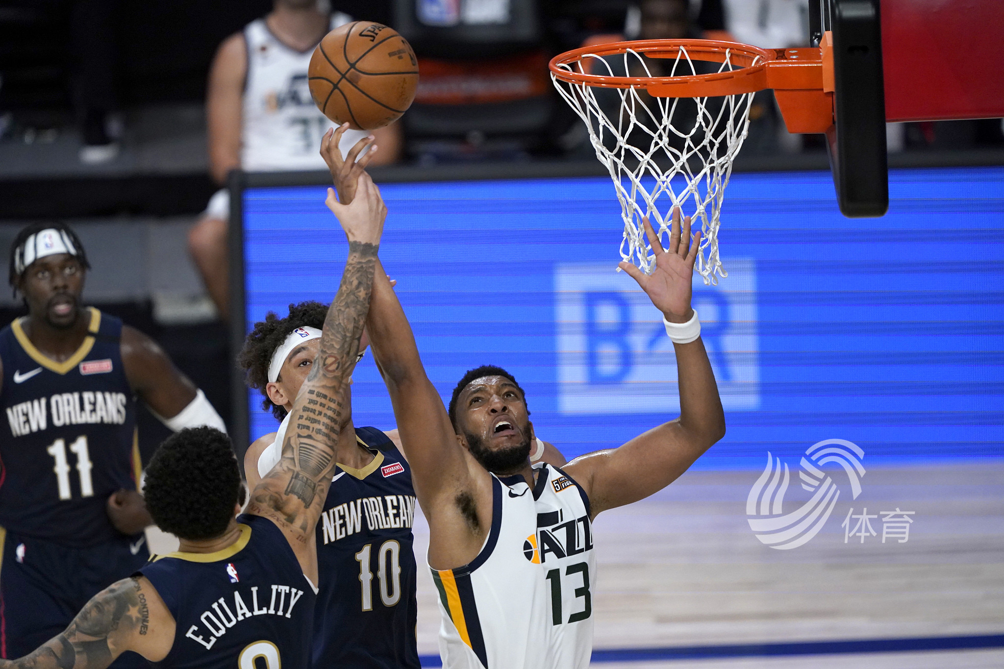 压到一个回 压到一个回